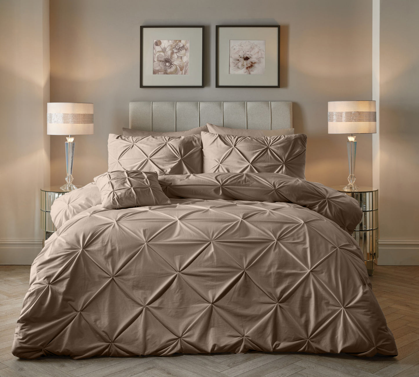 Velvet Pintuck Taupe 240 x 200/220