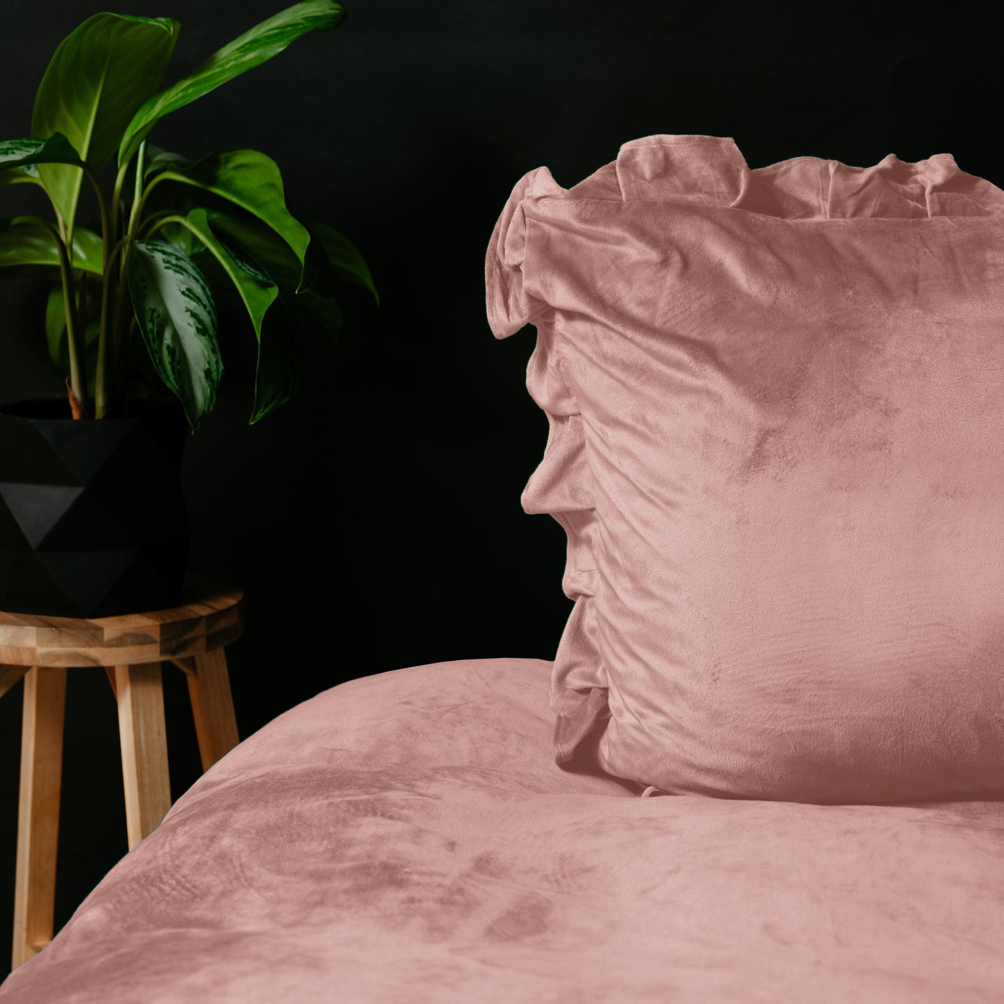 Velvet Ruffles Oud Roze 200 x 220