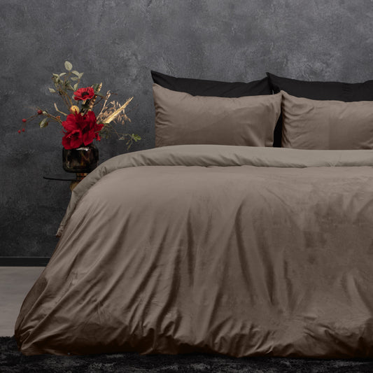 Velvet Uni Dekbedovertrek Taupe 200 x 220