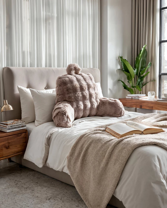 Bedrest Pompom Taupe 34 x 50