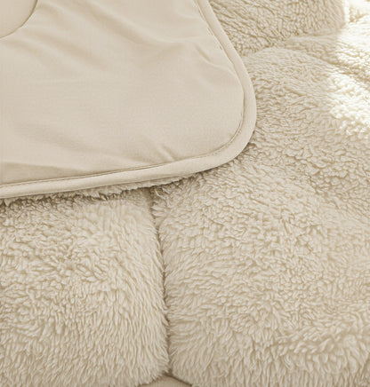 Lazy Dekbed Teddy Beige 240 x 200 Met Luxe Kussenslopen