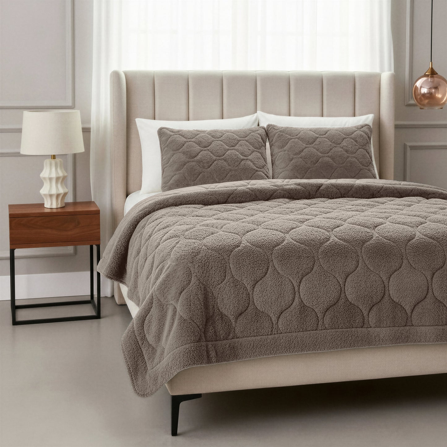 Lazy Dekbed Teddy Taupe/Grijs 240 x 200 Met Luxe Kussenslopen